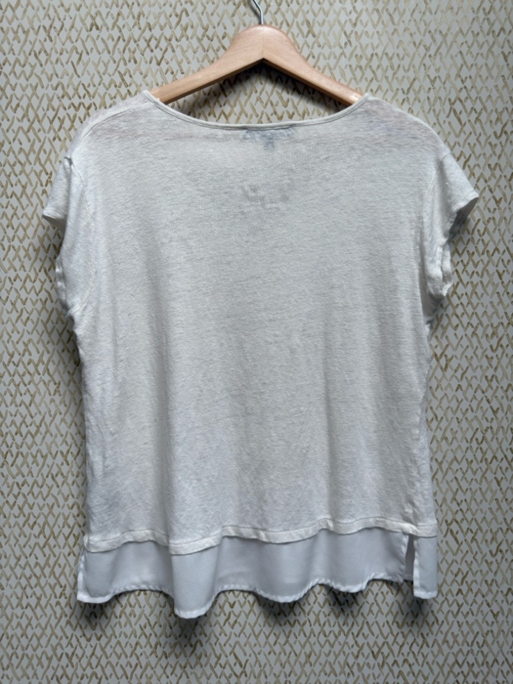 Sanctuary Linen Tee White VNeck Chiffon Hem Pocket Top Relaxed Boho L - Picture 9 of 11